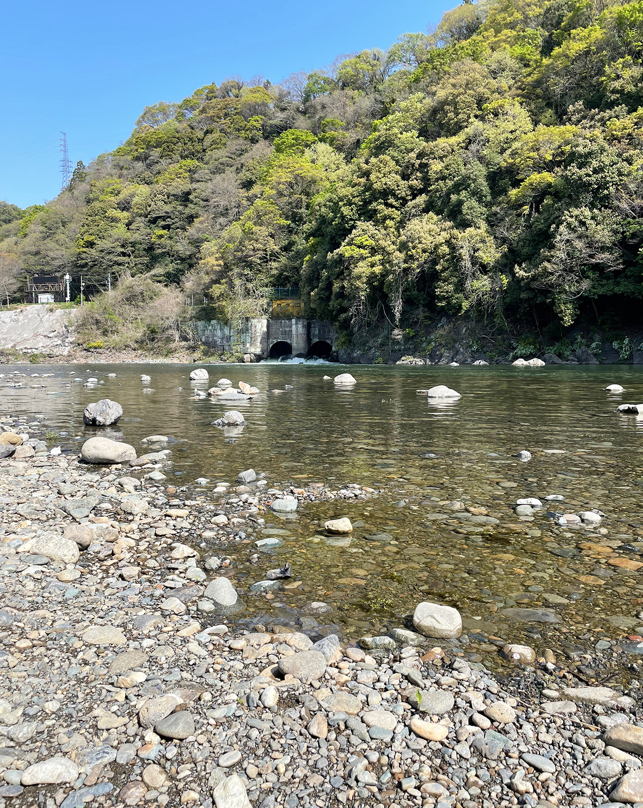 小倉橋でキャンプ河川敷野営小倉橋河川敷の様子