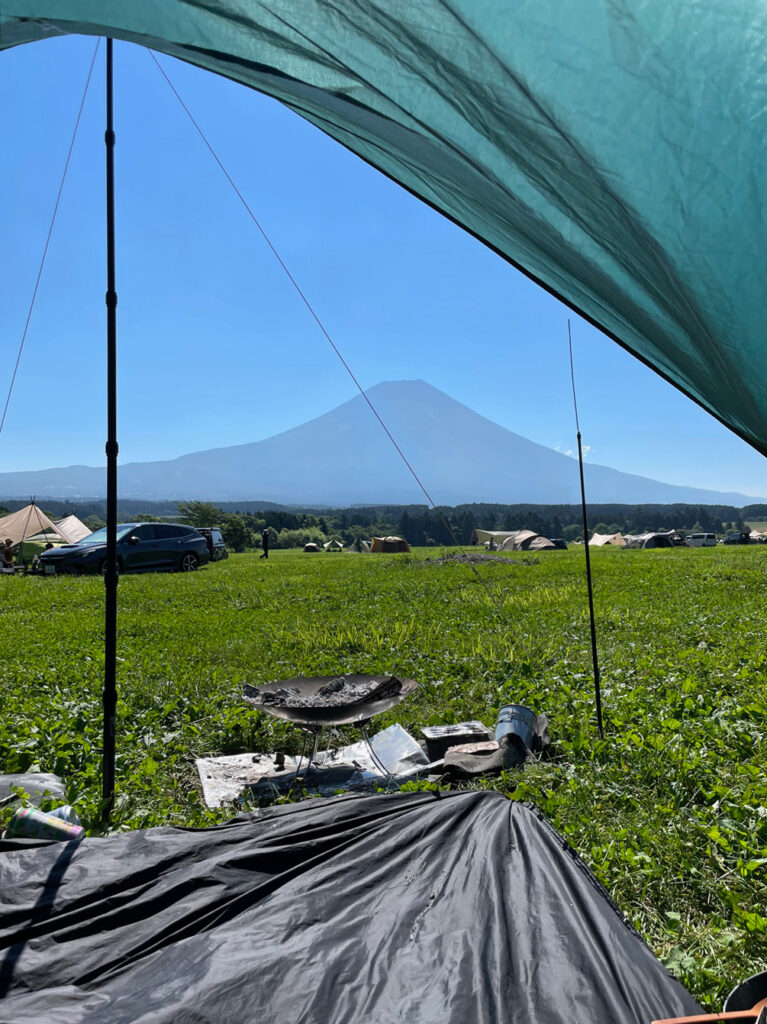 ふもとっぱらは暑い