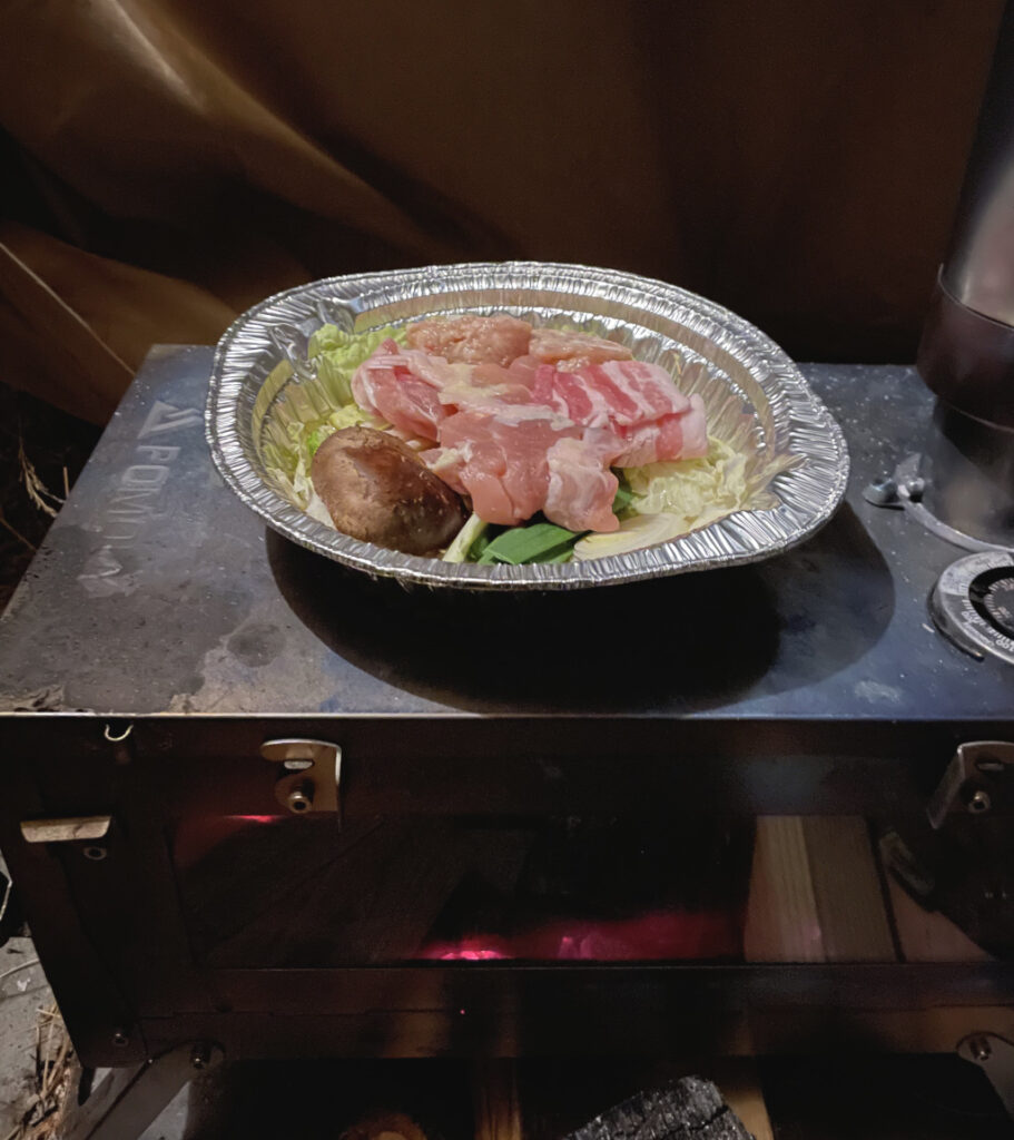 薪ストーブで鍋1