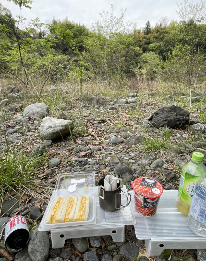 朝食